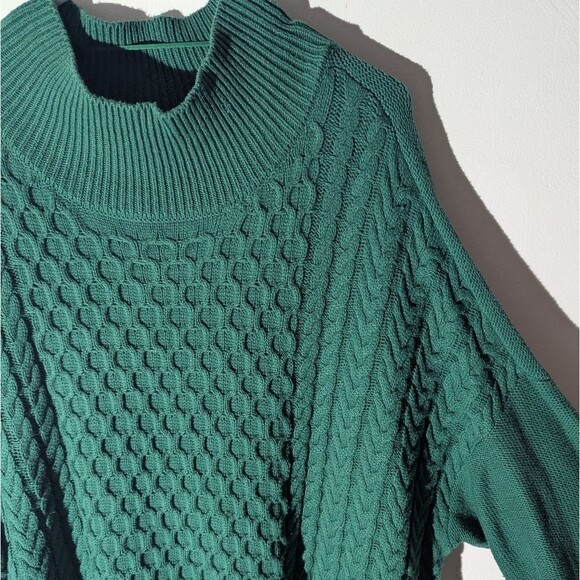 Crown & Ivy Green Cable Knit Chunky Mock Neck Sweater Women's Size 3X - Picture 3 of 6